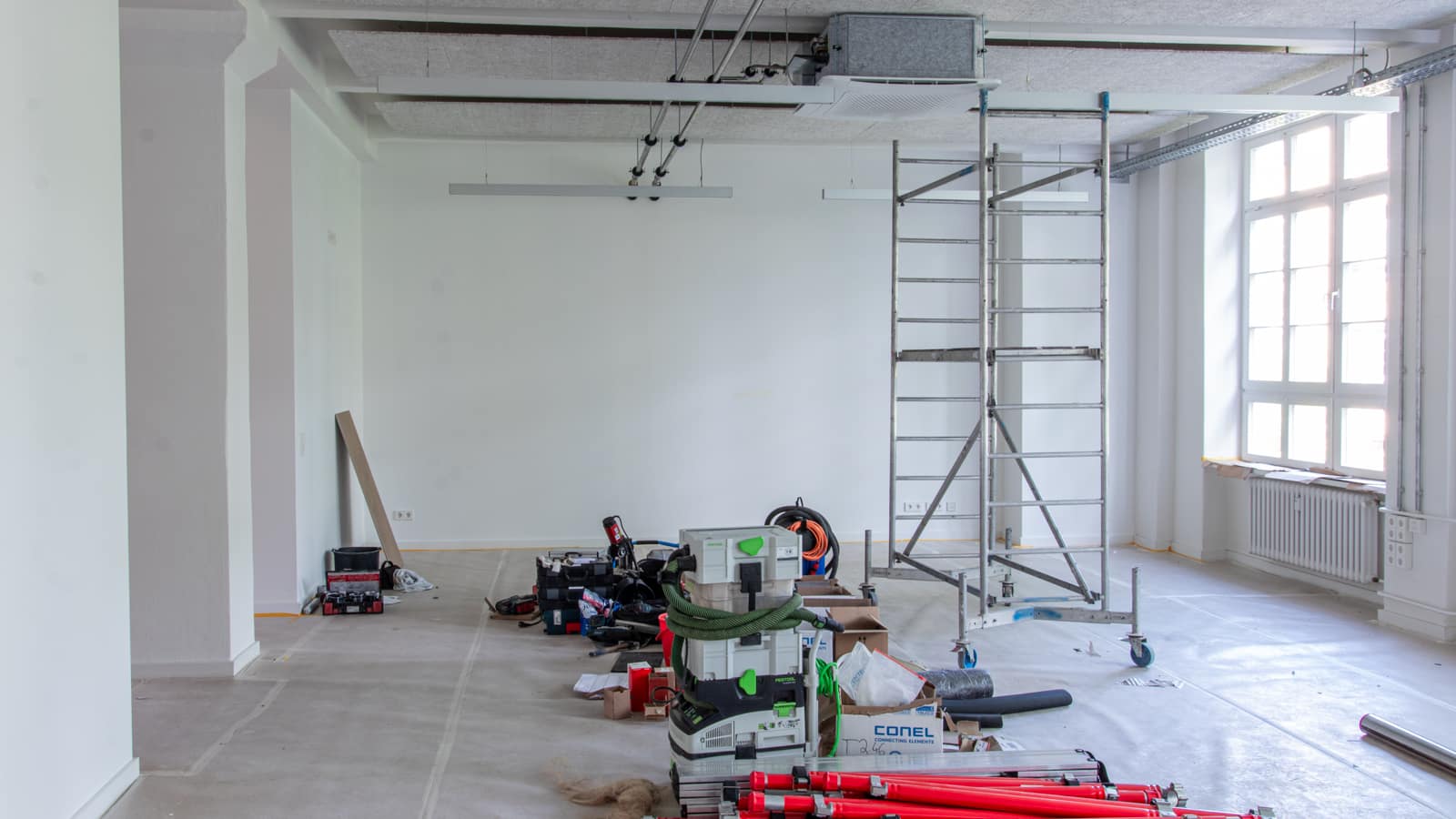 Bergmannstrasse Berlin Vorbereitung Schleifarbeiten