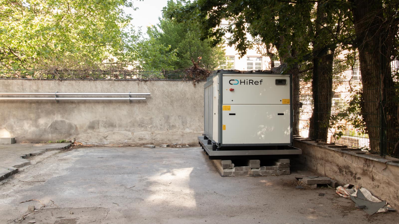 Bergmannstrasse Berlin Innenhof Rückkühler Klimatisierung