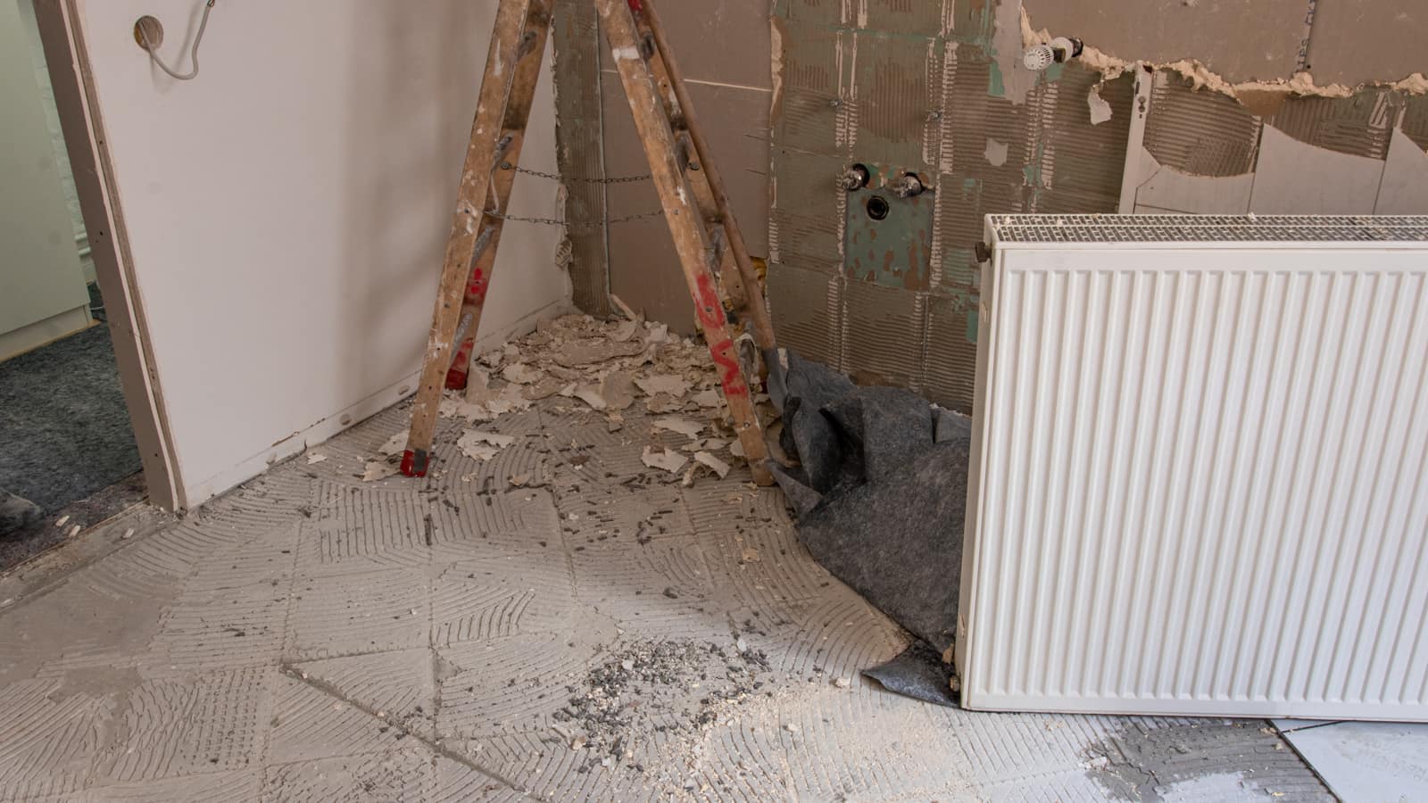 Mehringdamm Berlin Sanitärraum Abriss Heizkörper