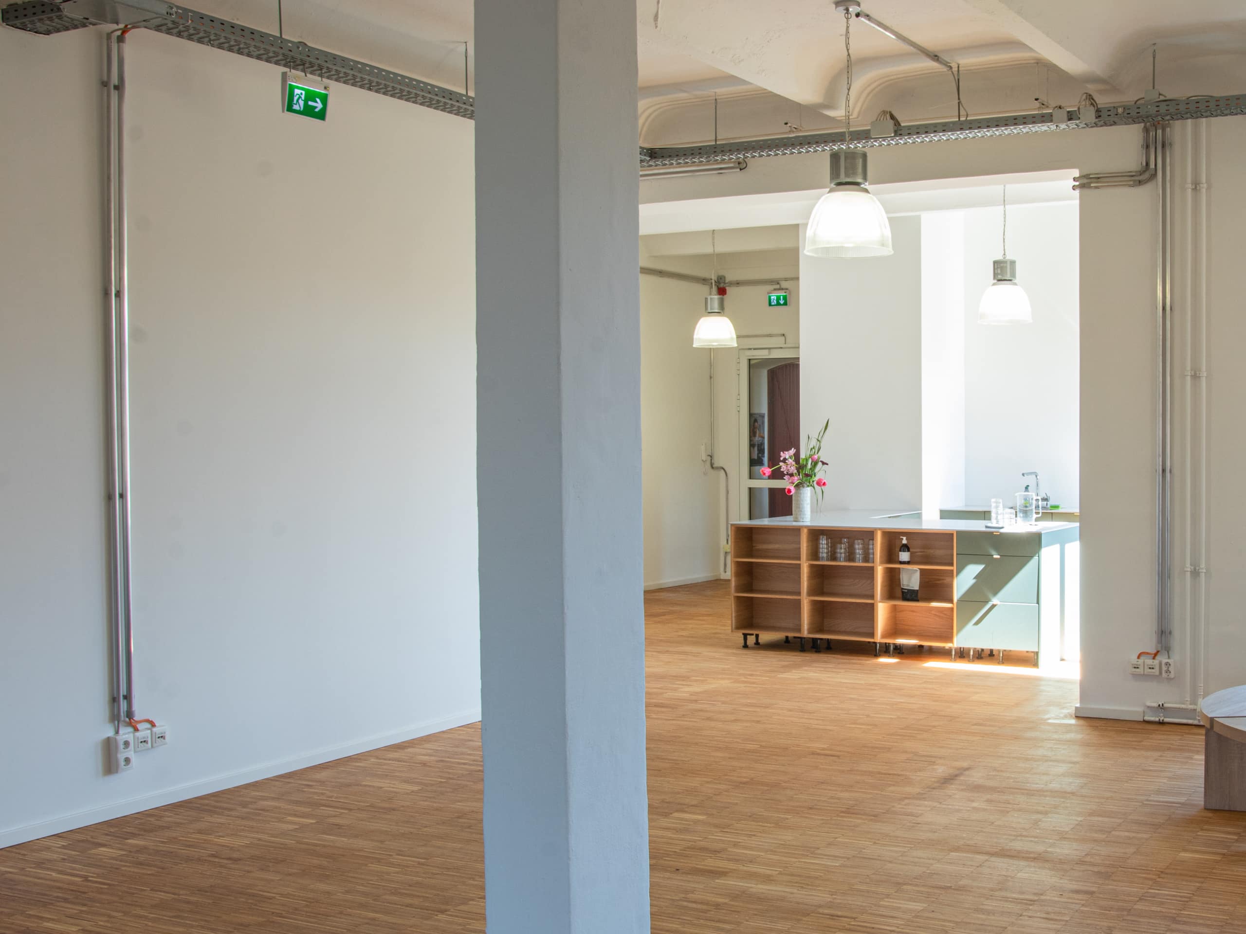 Oranienstrasse Berlin Pilatesstudio Küche