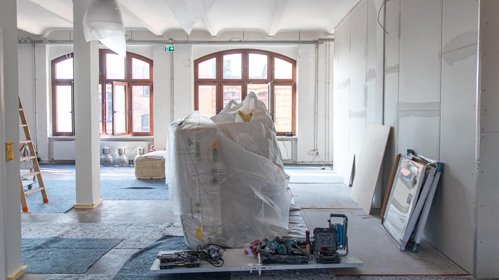 Oranienstrasse Berlin Trockenbauarbeiten Wände verspachteln