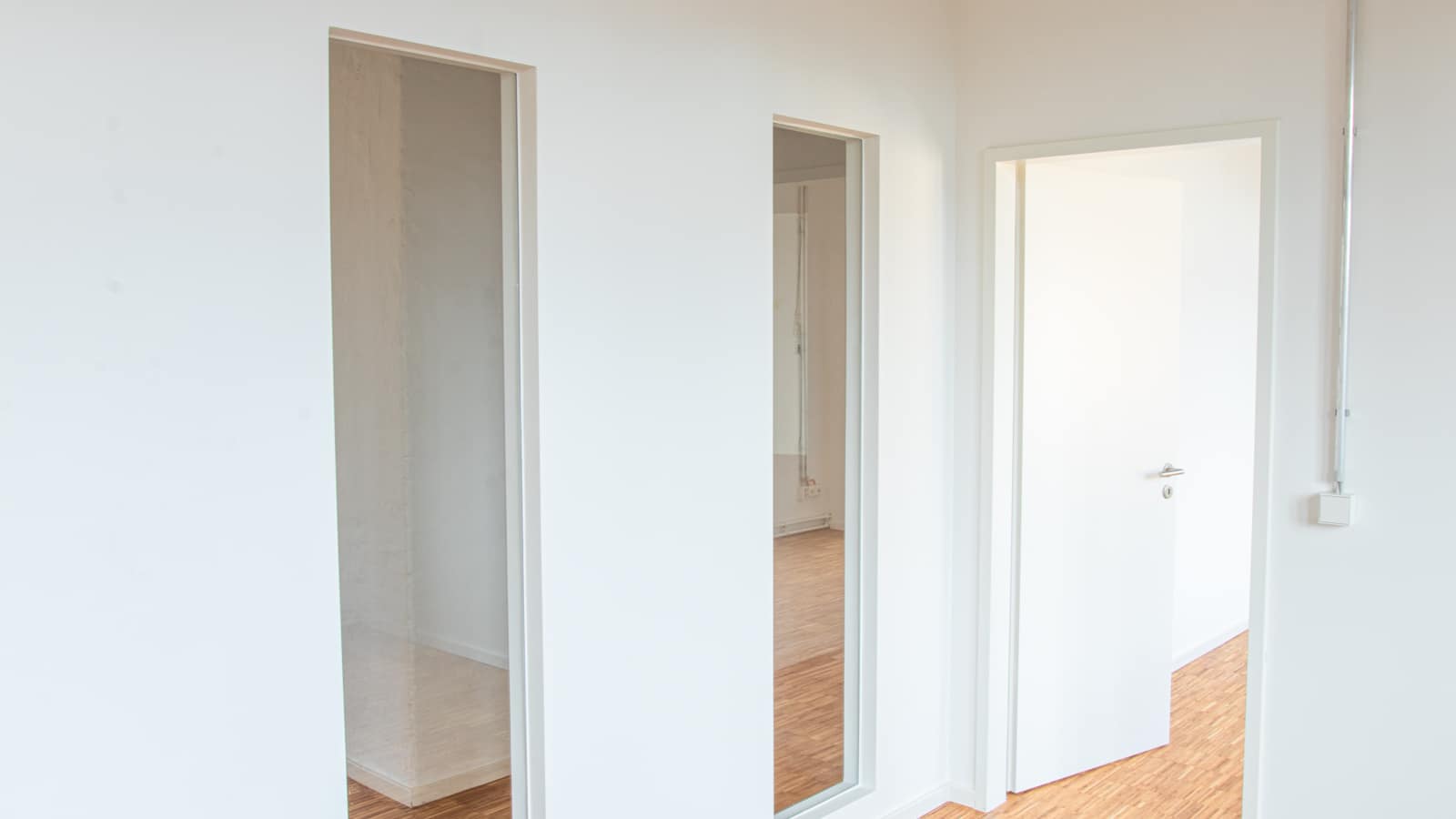 Oranienstrasse Berlin Pilatesstudio Glasfenster