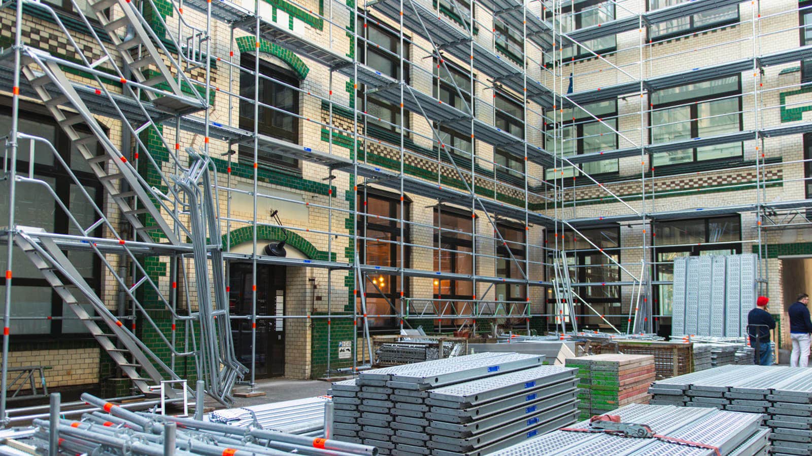 Ritterstraße Berlin Baumaterial Gerüstbau