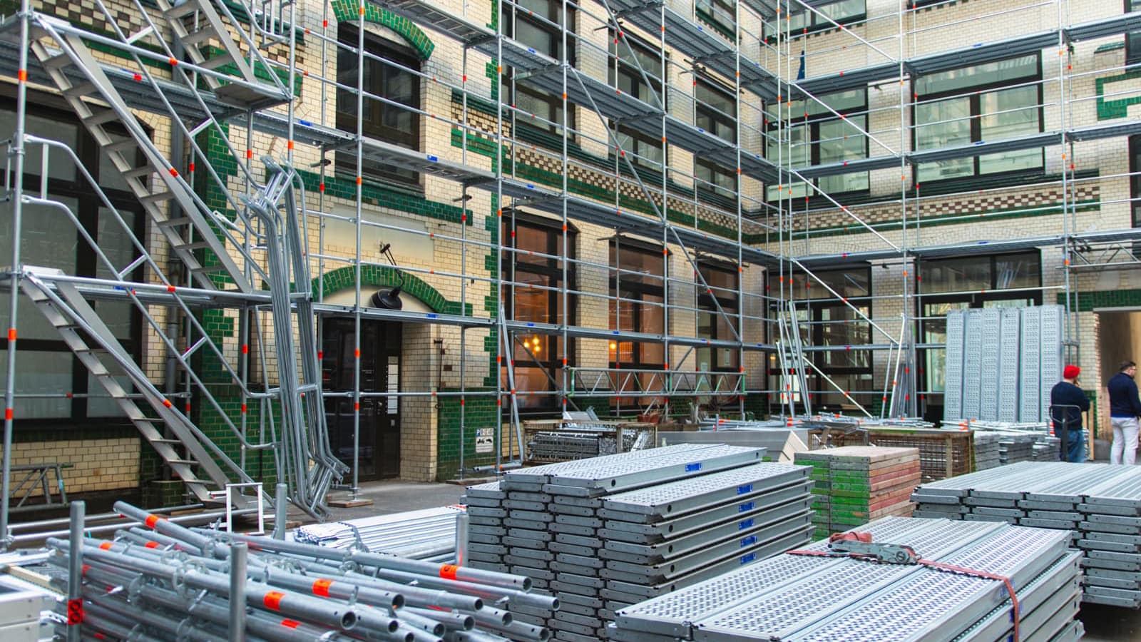 Ritterstraße Berlin Baumaterial Gerüstbau