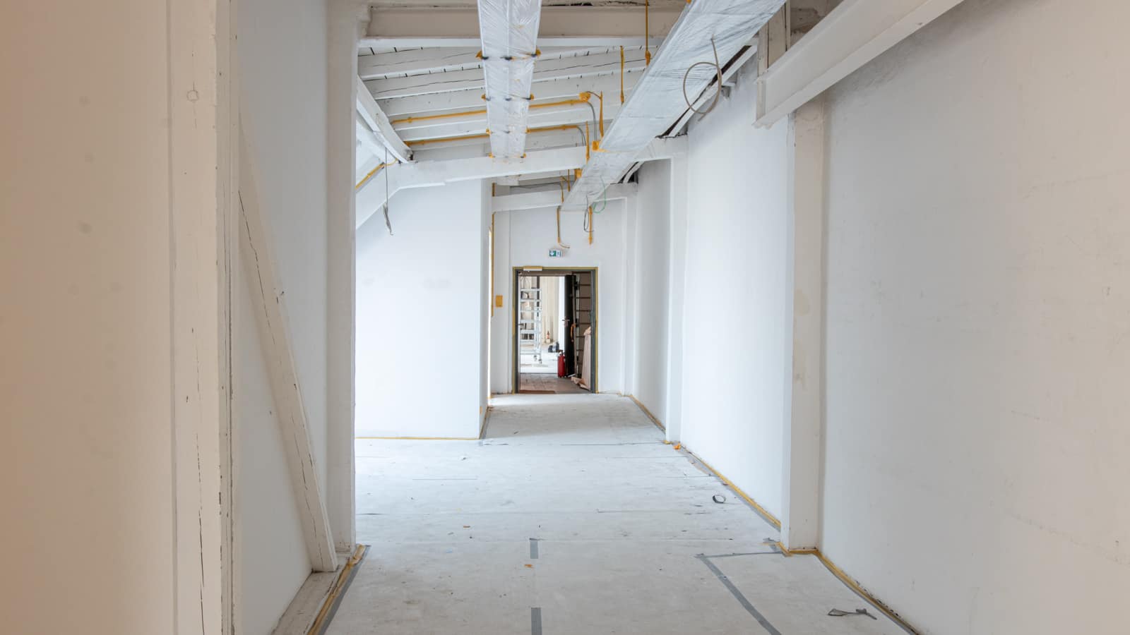 Ritterstraße Berlin Absperren der Wandflächen