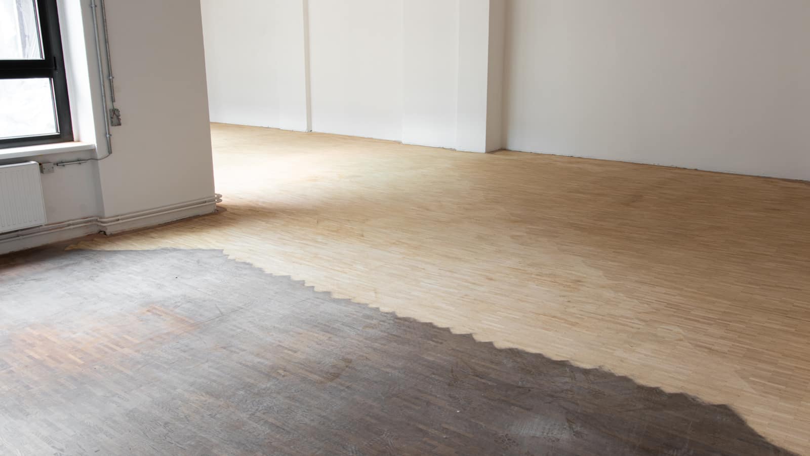 Ritterstraße Berlin Schleifarbeiten des Bodens